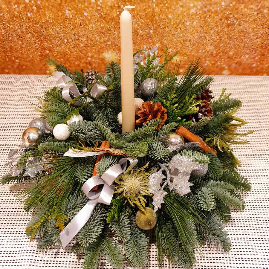 Christmas-table-arrangement-white-and-silver-small-2